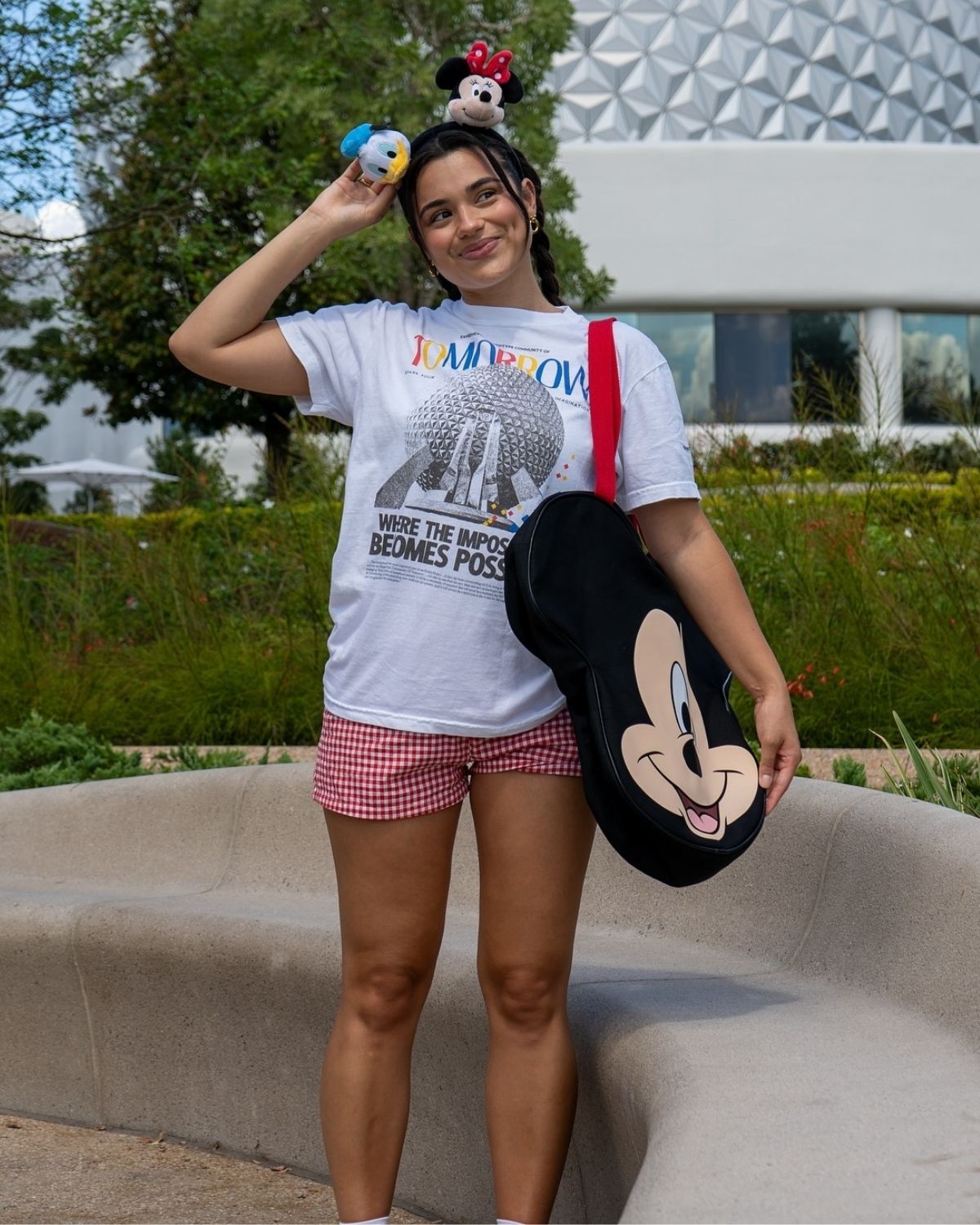 EPCOT Graphic Tee Outfit