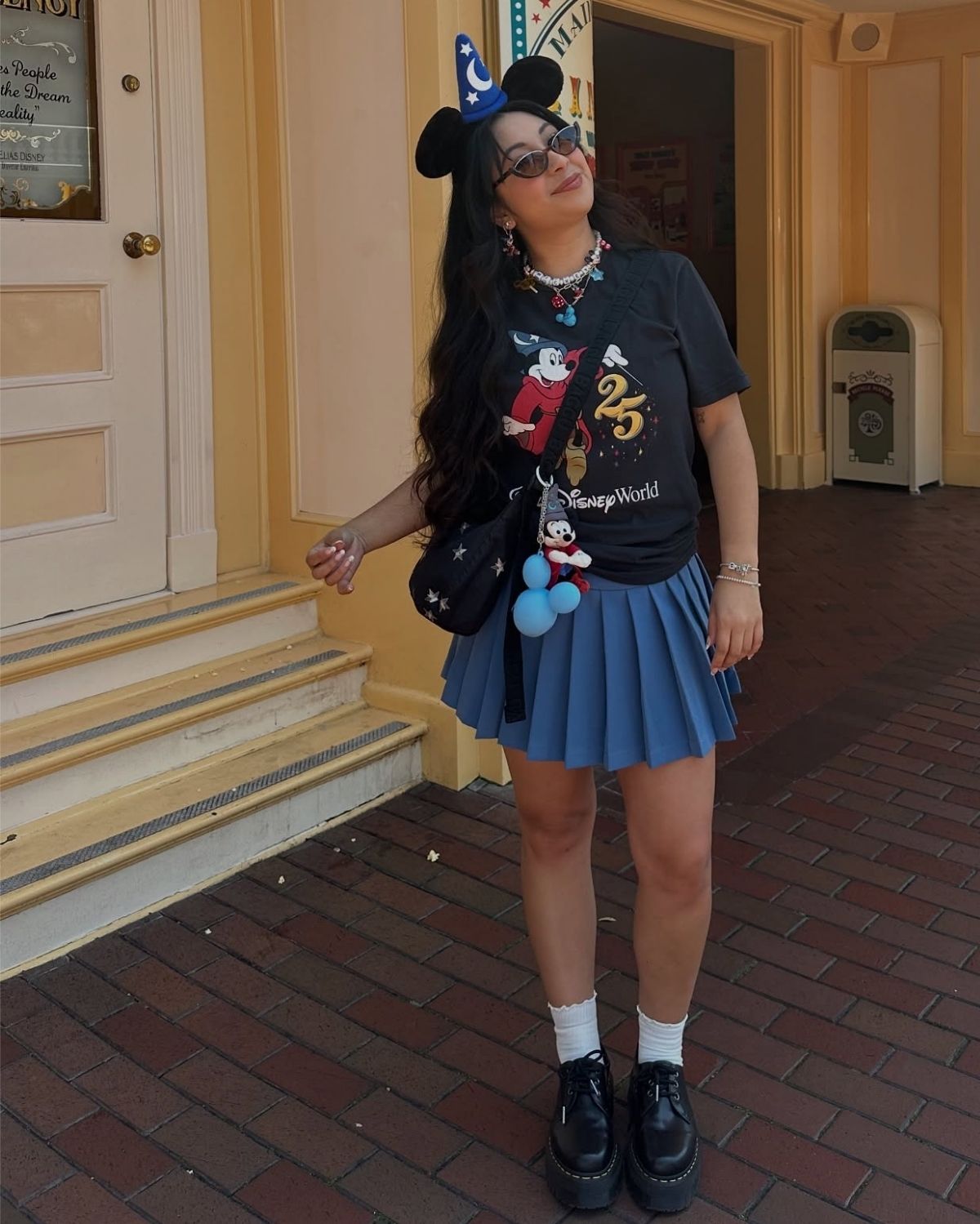 Pleated Skirt Sorcerer Mickey Outfit

