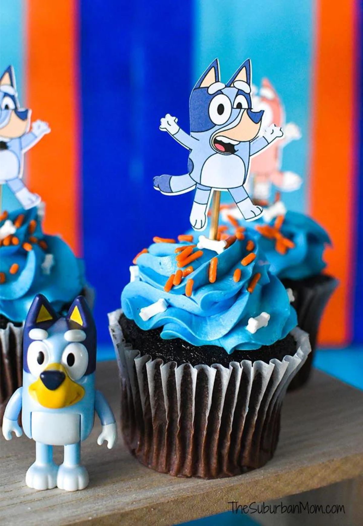 Cupcakes With Bluey Cake Toppers