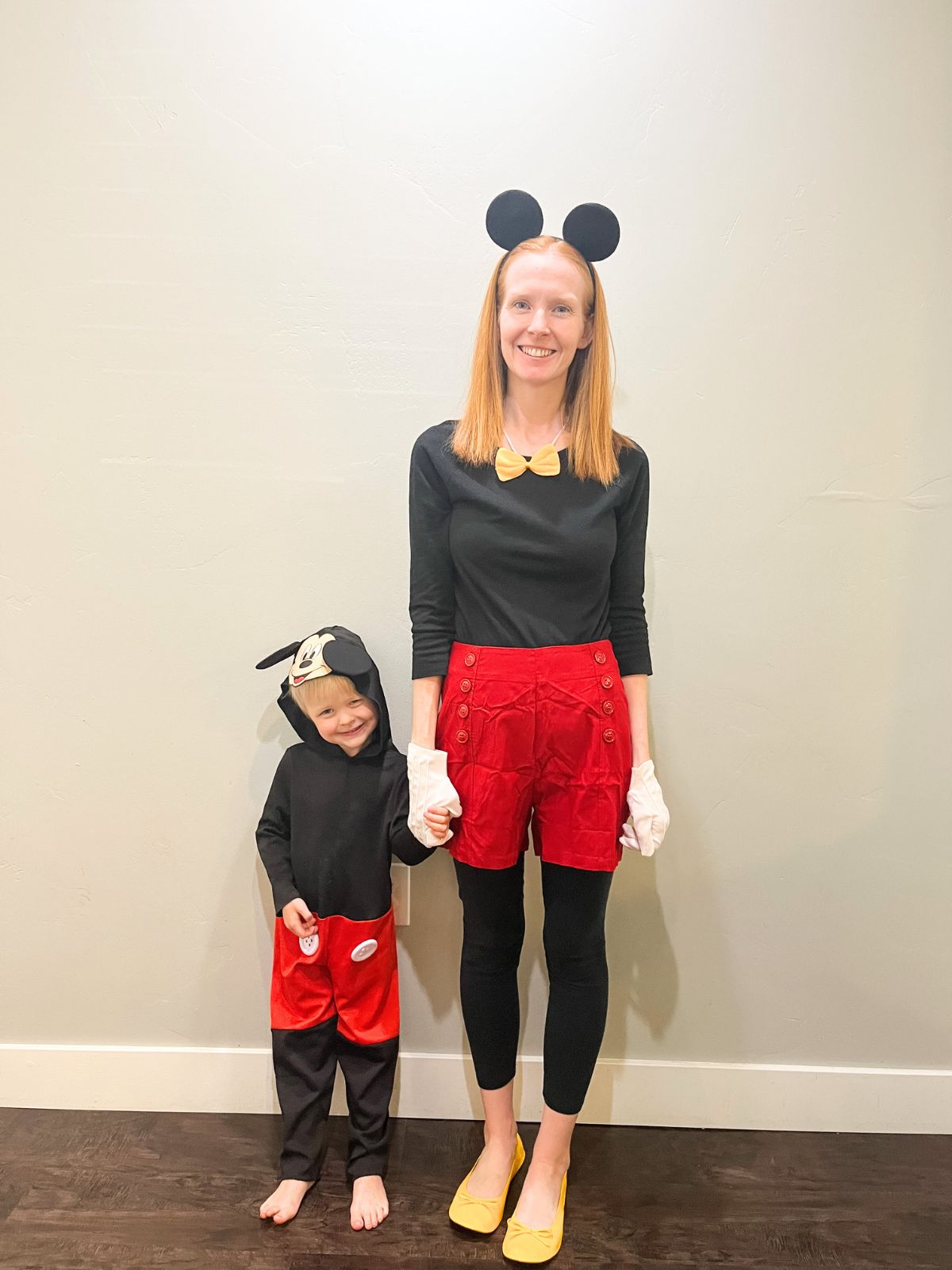 mickey mouse mommy and me costumes