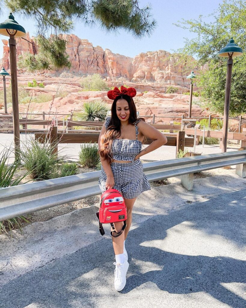 Outfit For Spring Racers 20 California Adventure Outfits That Are Cute And Comfy - That Disney Fam