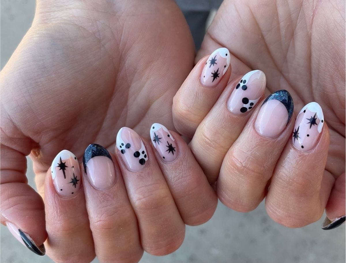 Simple Mickey Ghost Nails