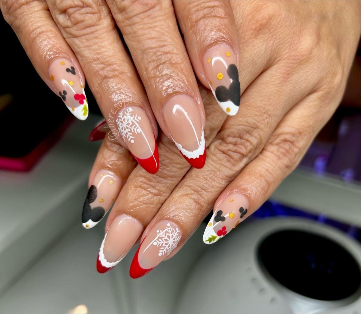 Festive Mickey Nail Idea

