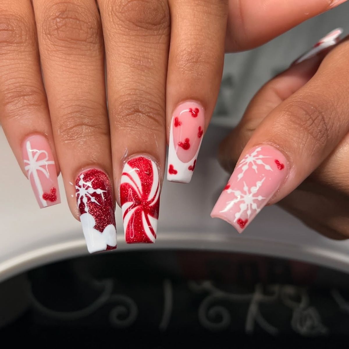 Mickey Peppermint Nails


