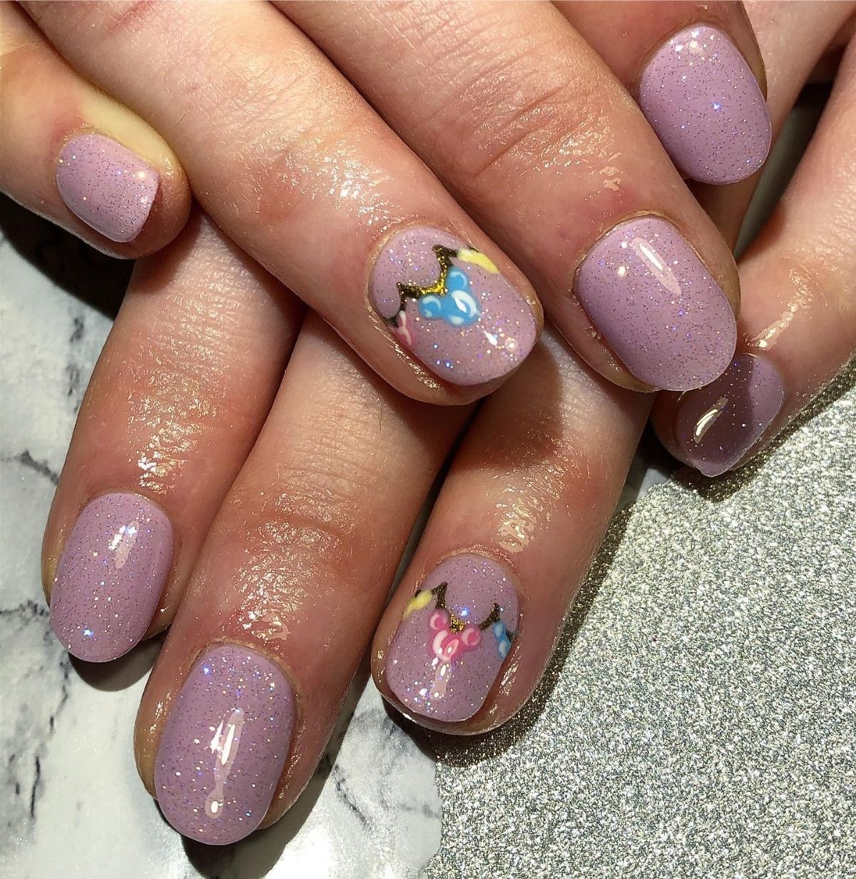 Sparkly Mickey Garland Nails


