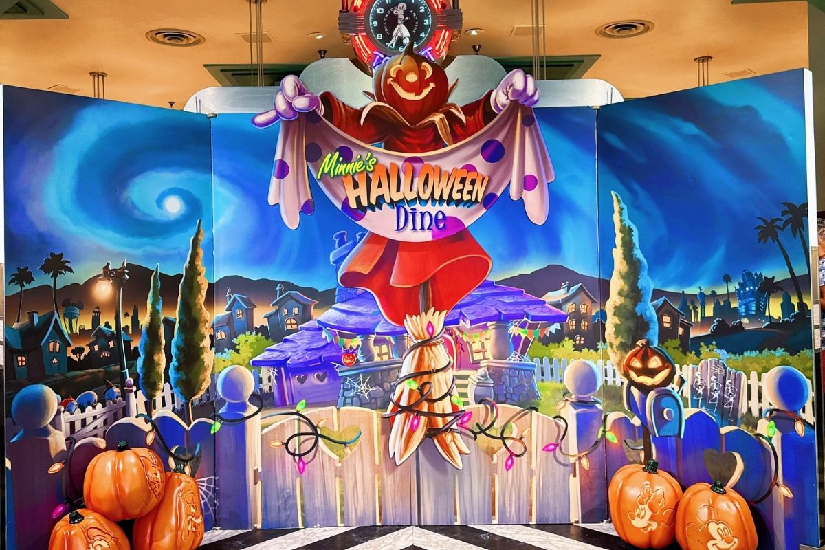 Hollywood & Vine Halloween Dine