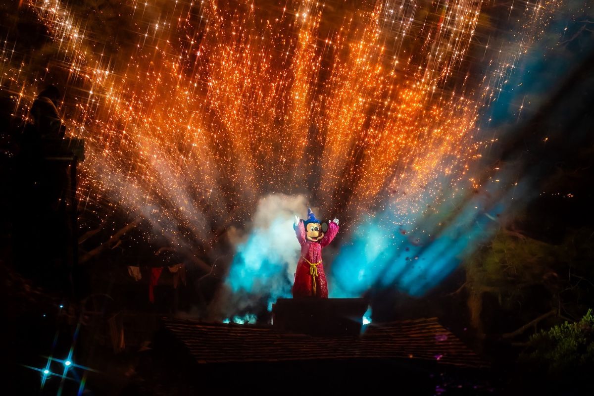fantasmic mickey