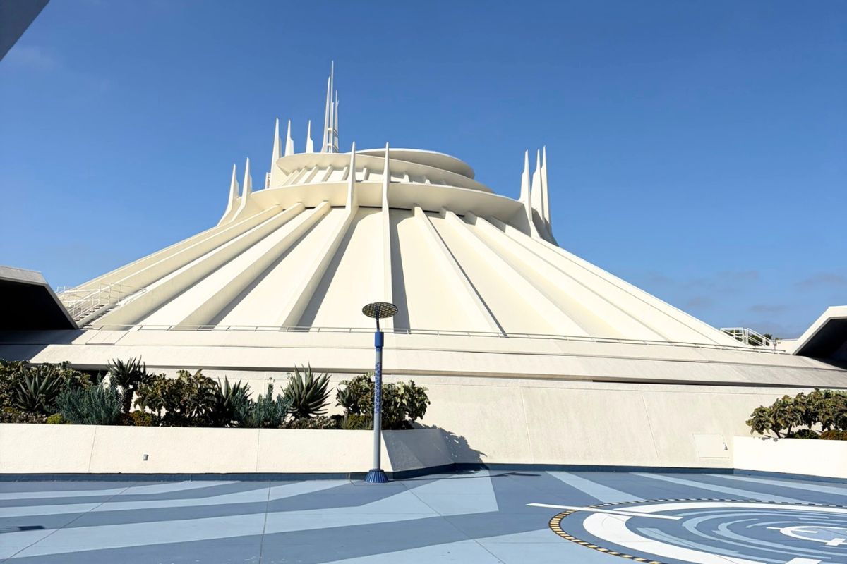 space mountain exterior